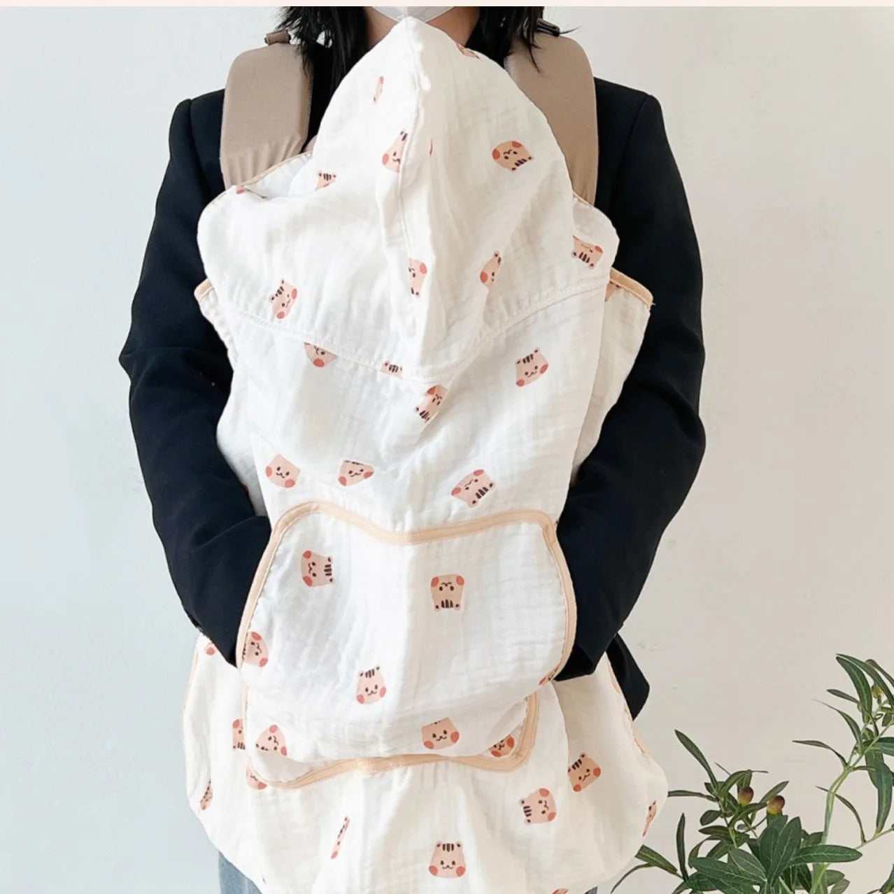 Cozy Cub Multifunctional Wrap